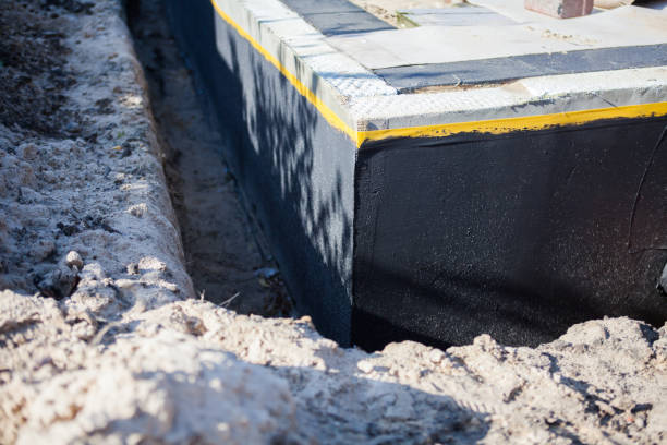 Professional Vapor Barrier Installation technician working in Scottsboro, AL